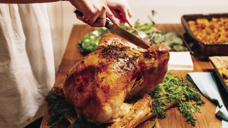 6 tips for carving a Thanksgiving turkey like a pro